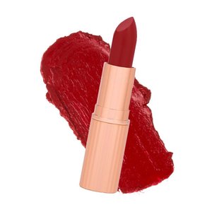 5 Romantic Red Lipsticks for Valentine’s Day