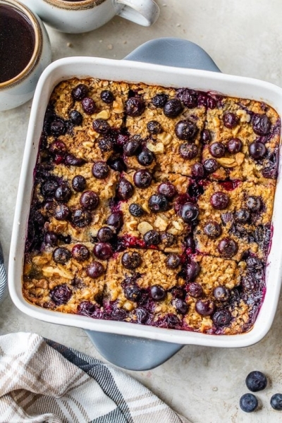 Baked Oatmeal Recipe with Blueberries and Bananas
