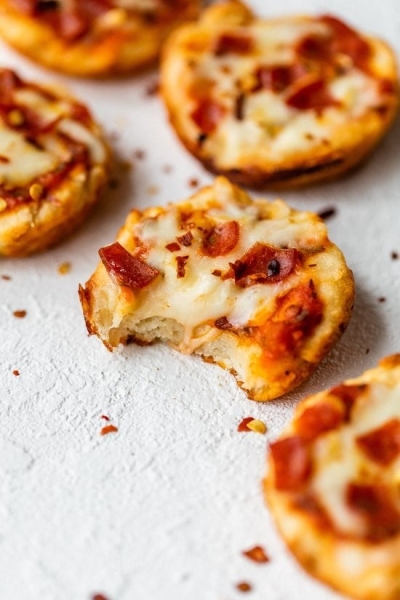 Pepperoni Pizza Bites (Kid Friendly Recipe) - Skinnytaste