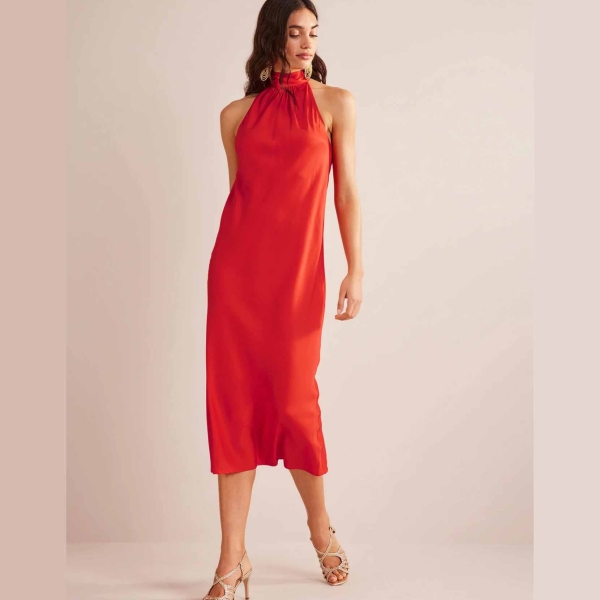 Turn heads this autumn in a knock-out wedding guest dress