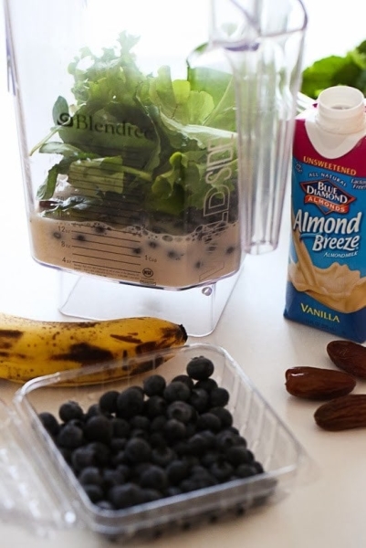 Blueberry Kale Smoothie