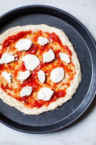 Easy Margherita Pizza Recipe (No-Yeast) - Skinnytaste