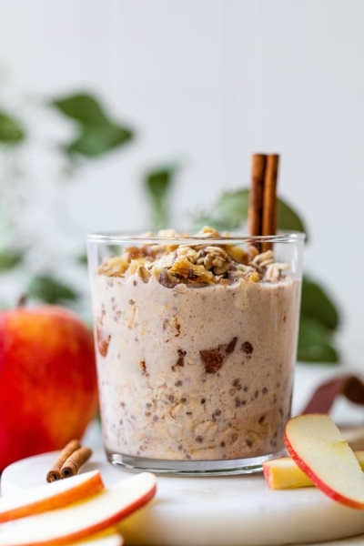 Apple Pie Overnight Oats