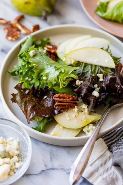 Autumn Salad with Pears