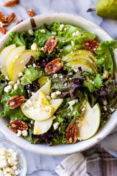 Autumn Salad with Pears