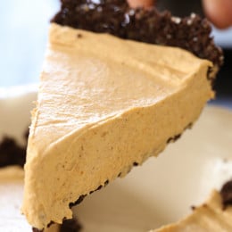 Pumpkin Spice No-Bake Cheesecake