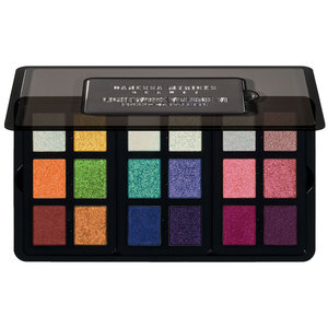 The 7 Best Eye Shadow Palettes for the Holidays