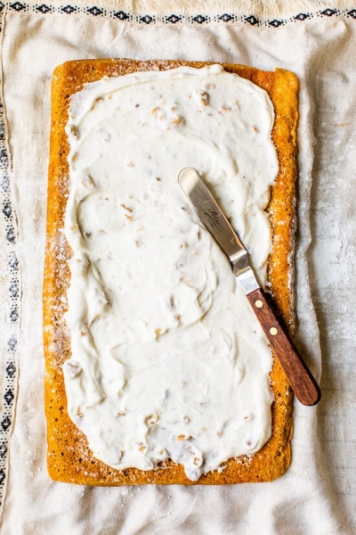 Classic Pumpkin Roll - Perfect for the Holidays!