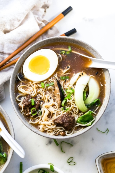 Slow Cooker Ramen with Beef