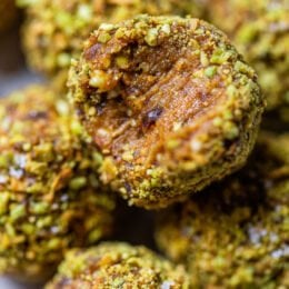 Pumpkin Pistachio Energy Balls - Taste Like Pumpkin Pie!