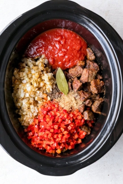 Slow Cooker Hungarian Goulash