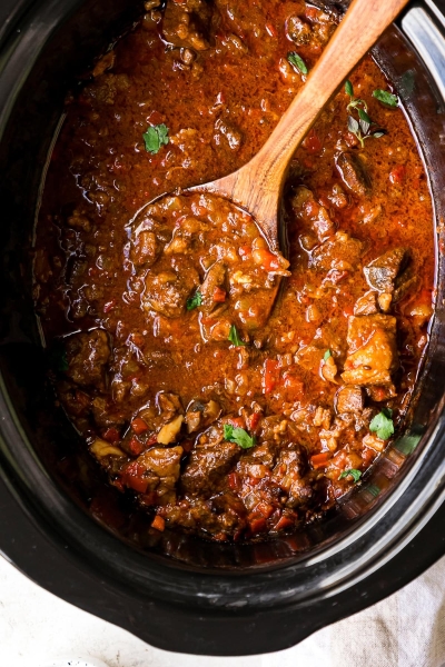 Slow Cooker Hungarian Goulash