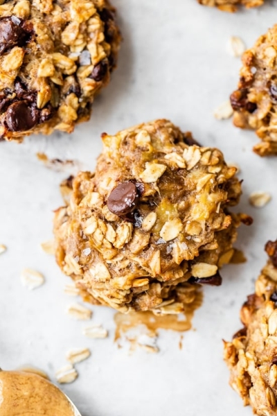 Peanut Butter Oatmeal Protein Cookies