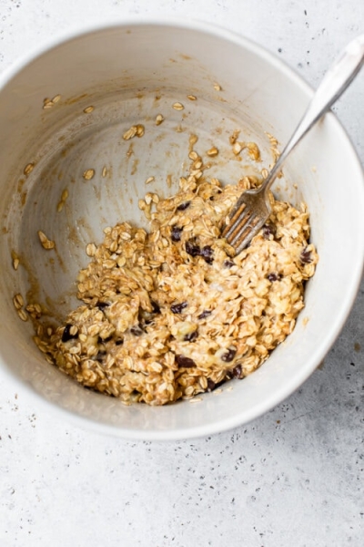 Peanut Butter Oatmeal Protein Cookies