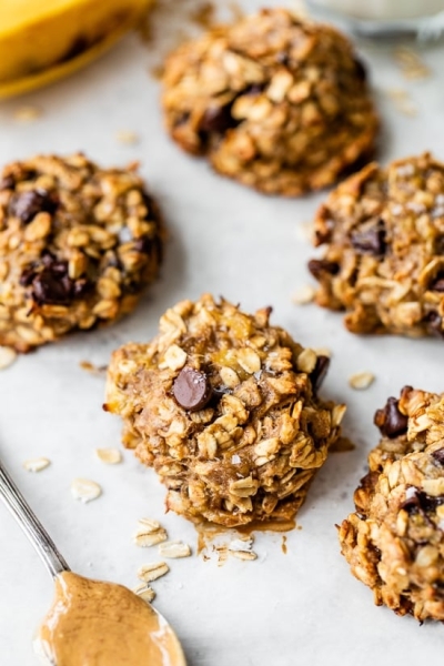 Peanut Butter Oatmeal Protein Cookies