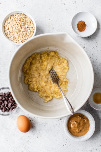 Peanut Butter Oatmeal Protein Cookies