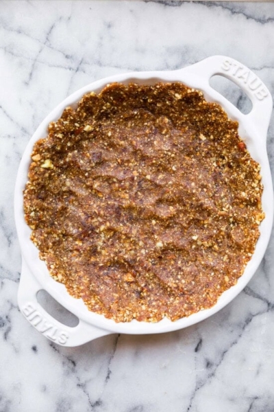 No-Bake Yogurt Pie with Date-Nut Crust