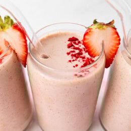 Strawberry Banana Smoothie (High Protein and Fiber)
